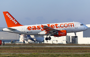 easyJet Airbus A319-111 (G-EZBX) at  Toulouse - Blagnac, France