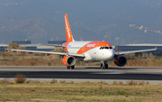 easyJet Airbus A319-111 (G-EZBY) at  Barcelona - El Prat, Spain