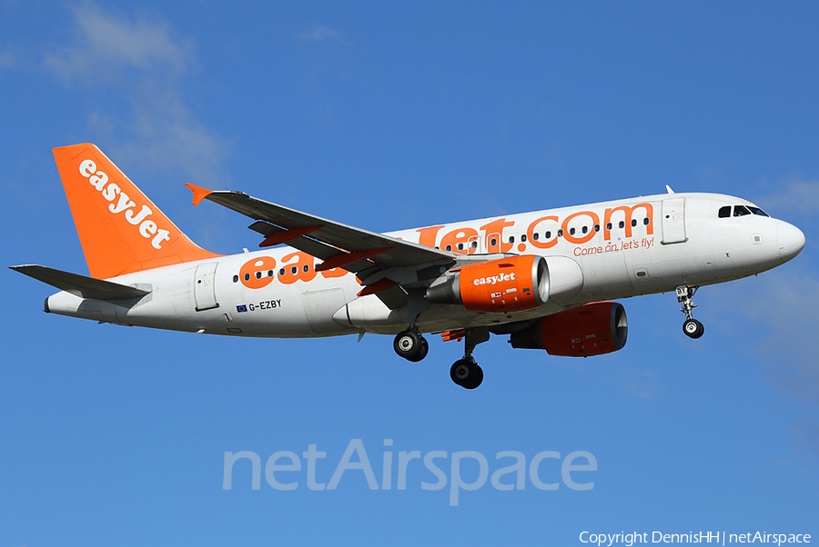 easyJet Airbus A319-111 (G-EZBY) | Photo 369917