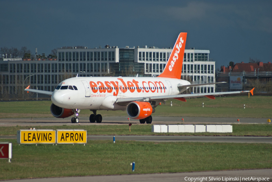 easyJet Airbus A319-111 (G-EZDB) | Photo 25338