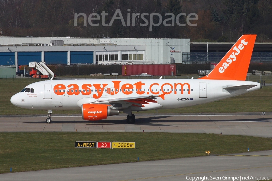 easyJet Airbus A319-111 (G-EZDD) | Photo 103195