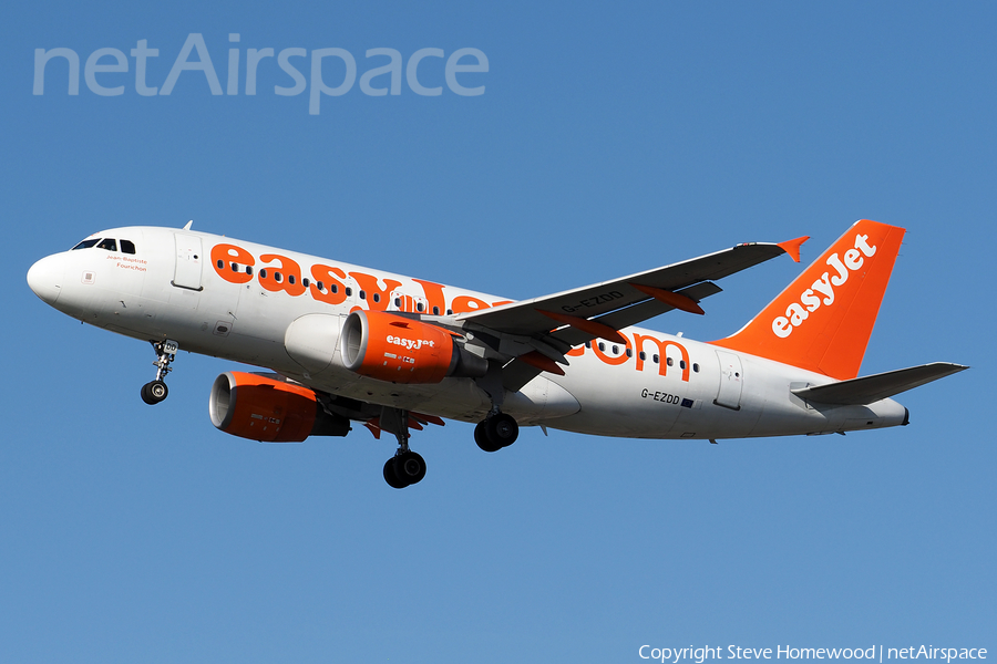 easyJet Airbus A319-111 (G-EZDD) | Photo 281520