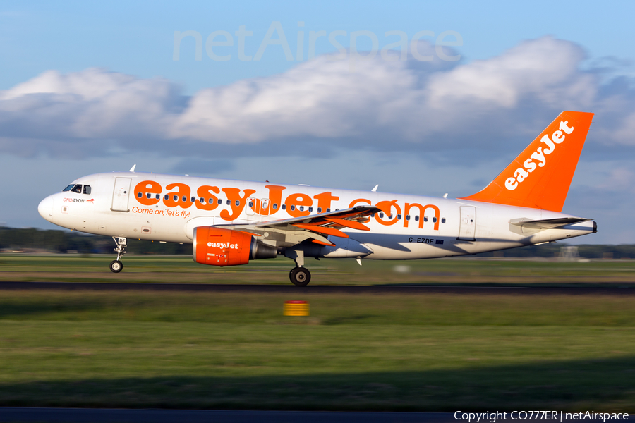 easyJet Airbus A319-111 (G-EZDF) | Photo 51407