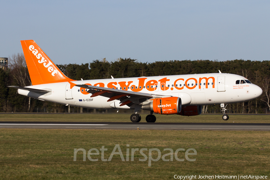 easyJet Airbus A319-111 (G-EZDF) | Photo 71255