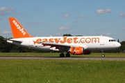 easyJet Airbus A319-111 (G-EZDH) at  Hamburg - Fuhlsbuettel (Helmut Schmidt), Germany