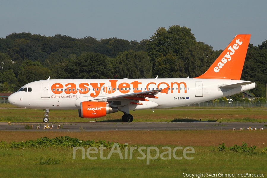 easyJet Airbus A319-111 (G-EZDH) | Photo 19597
