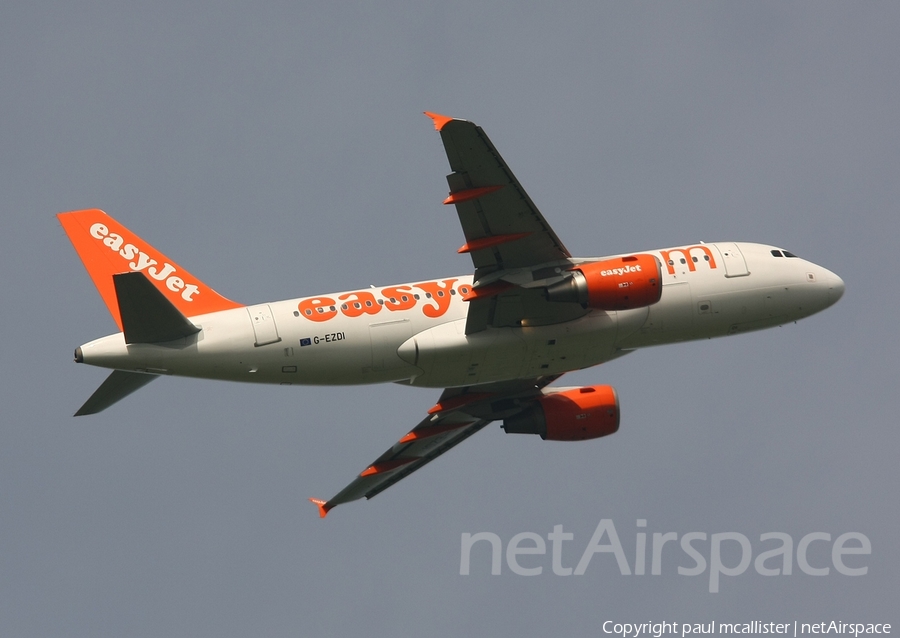 easyJet Airbus A319-111 (G-EZDI) | Photo 3273