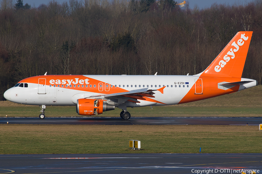 easyJet Airbus A319-111 (G-EZDI) | Photo 220880
