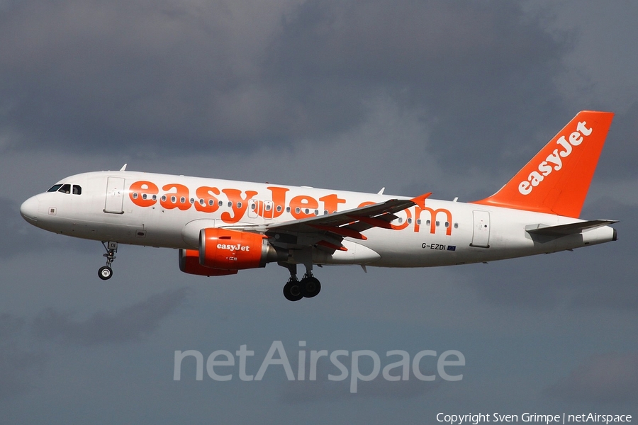 easyJet Airbus A319-111 (G-EZDI) | Photo 66180