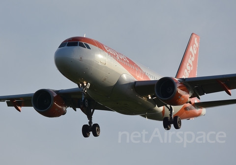 easyJet Airbus A319-111 (G-EZDK) at  Belfast / Aldergrove - International, United Kingdom