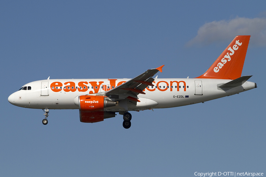 easyJet Airbus A319-111 (G-EZDL) | Photo 292842