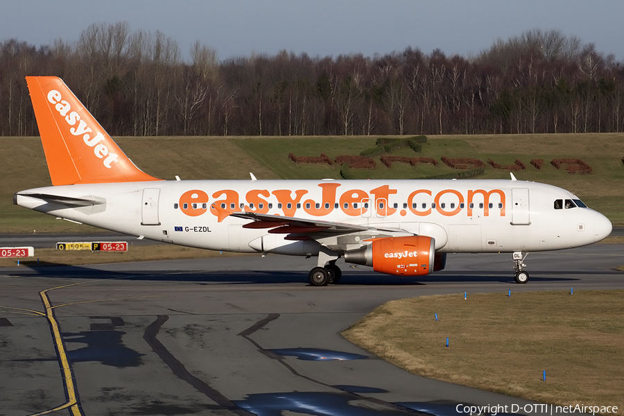 easyJet Airbus A319-111 (G-EZDL) | Photo 473043