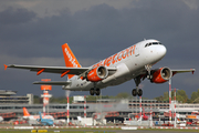 easyJet Airbus A319-111 (G-EZDM) at  Hamburg - Fuhlsbuettel (Helmut Schmidt), Germany