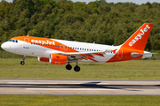 easyJet Airbus A319-111 (G-EZDM) at  Hamburg - Fuhlsbuettel (Helmut Schmidt), Germany