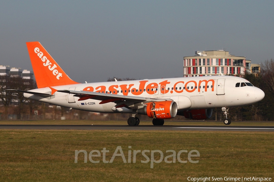 easyJet Airbus A319-111 (G-EZDN) | Photo 67248