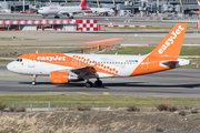 easyJet Airbus A319-111 (G-EZDN) at  Madrid - Barajas, Spain