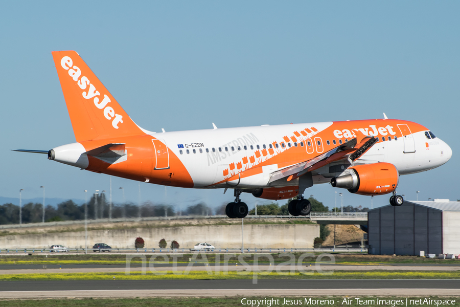 easyJet Airbus A319-111 (G-EZDN) | Photo 171078