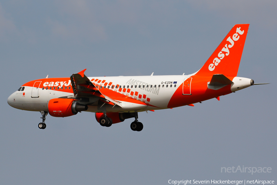 easyJet Airbus A319-111 (G-EZDN) | Photo 204005