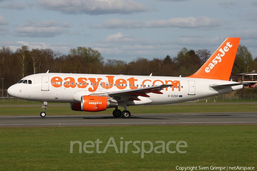 easyJet Airbus A319-111 (G-EZDO) | Photo 25939