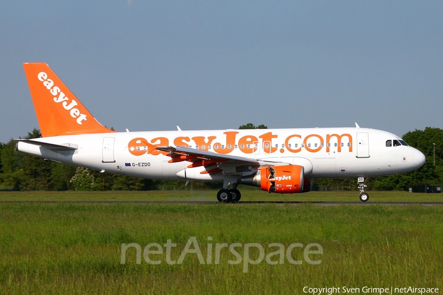 easyJet Airbus A319-111 (G-EZDO) | Photo 48083