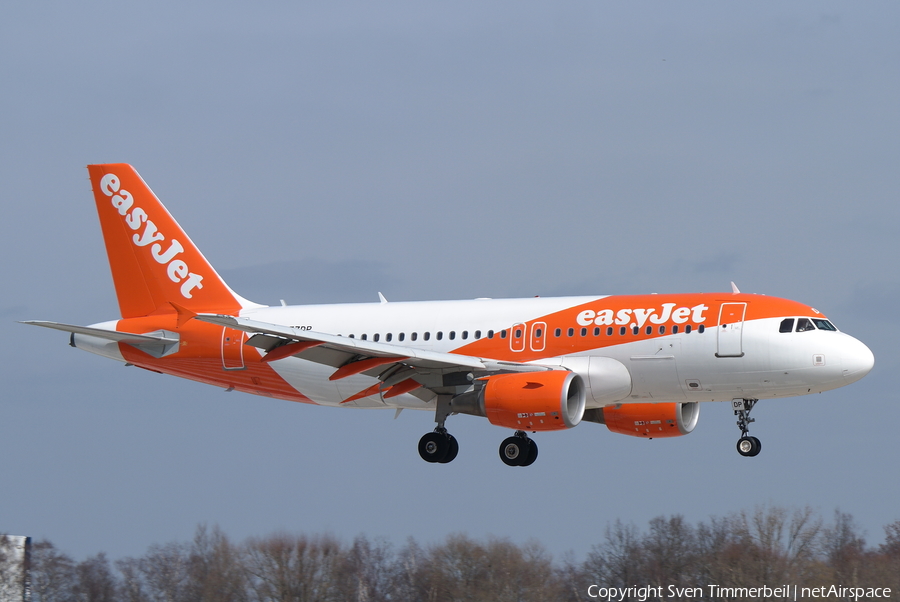 easyJet Airbus A319-111 (G-EZDP) | Photo 103888
