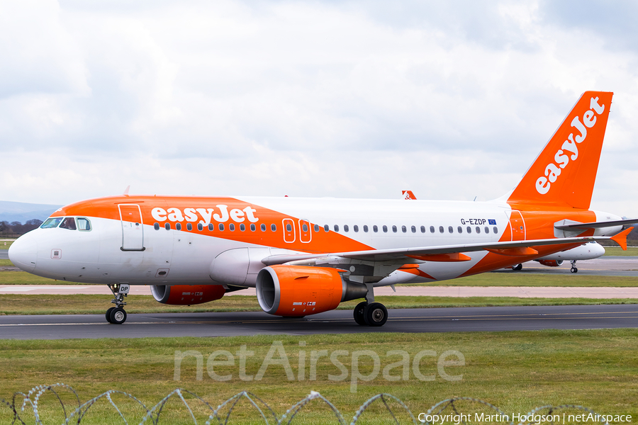 easyJet Airbus A319-111 (G-EZDP) | Photo 105189
