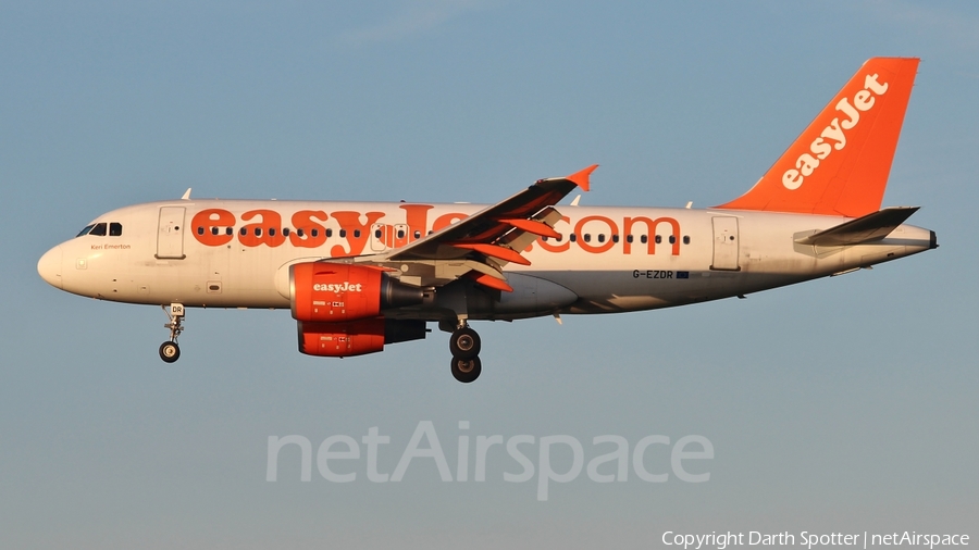 easyJet Airbus A319-111 (G-EZDR) | Photo 224351