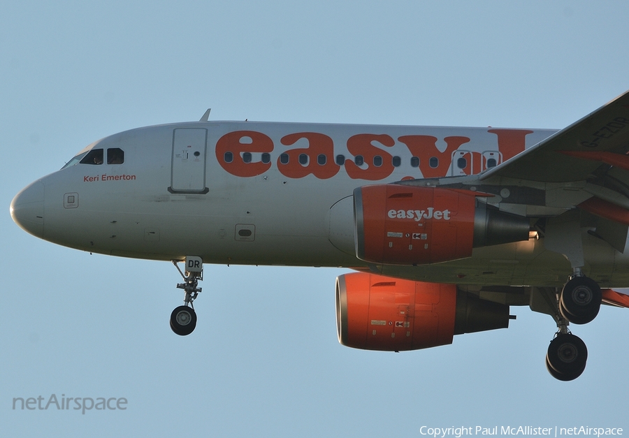 easyJet Airbus A319-111 (G-EZDR) | Photo 52832