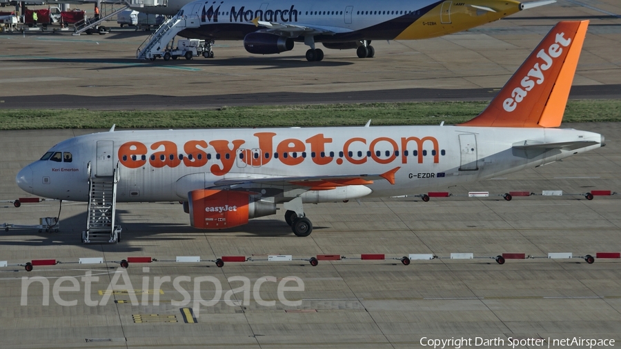 easyJet Airbus A319-111 (G-EZDR) | Photo 173299