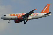 easyJet Airbus A319-111 (G-EZDR) at  Milan - Malpensa, Italy