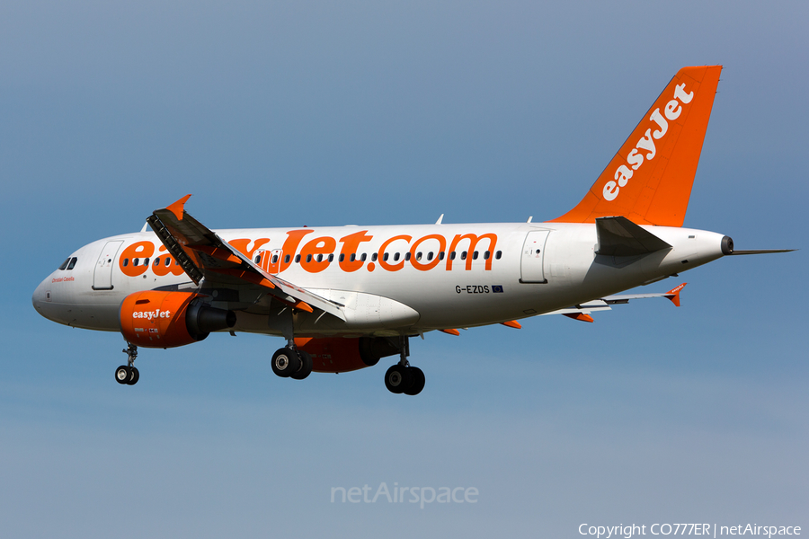 easyJet Airbus A319-111 (G-EZDS) | Photo 50743