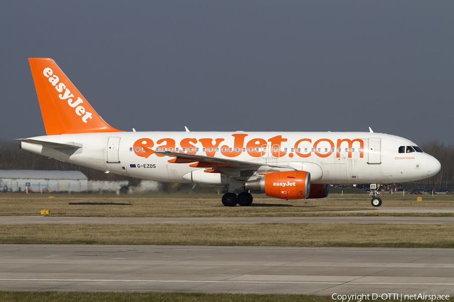 easyJet Airbus A319-111 (G-EZDS) | Photo 402956