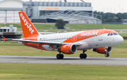 easyJet Airbus A319-111 (G-EZDT) at  Hamburg - Fuhlsbuettel (Helmut Schmidt), Germany