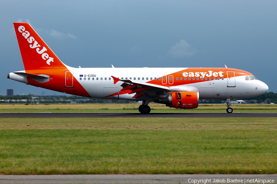 easyJet Airbus A319-111 (G-EZDU) | Photo 173556