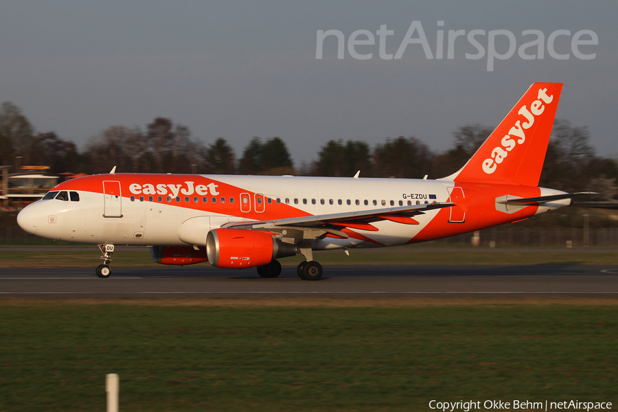 easyJet Airbus A319-111 (G-EZDU) | Photo 162970