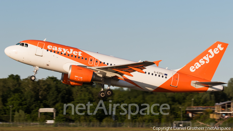 easyJet Airbus A319-111 (G-EZDU) | Photo 166952