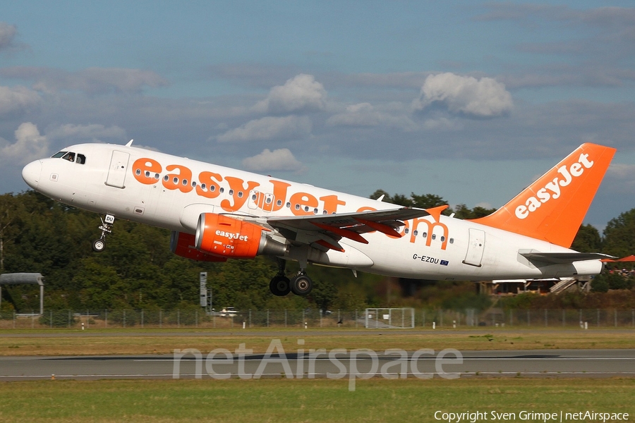 easyJet Airbus A319-111 (G-EZDU) | Photo 54859