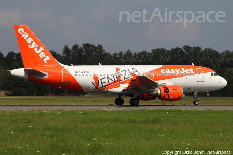 easyJet Airbus A319-111 (G-EZDW) | Photo 118179