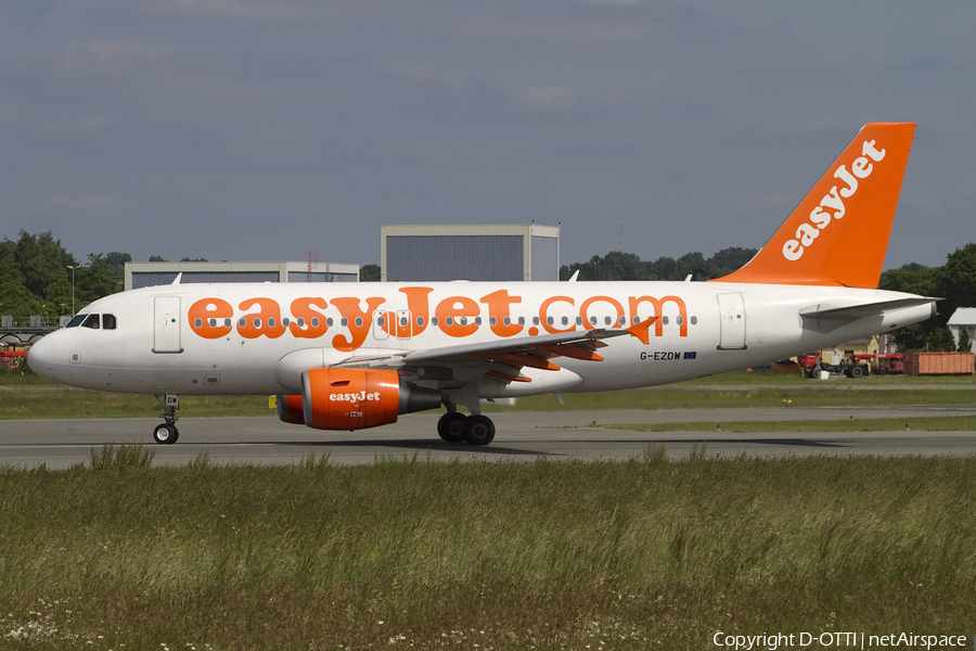 easyJet Airbus A319-111 (G-EZDW) | Photo 410150