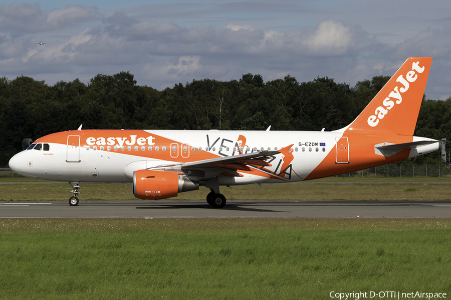 easyJet Airbus A319-111 (G-EZDW) | Photo 585668