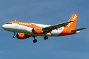 easyJet Airbus A319-111 (G-EZDX) at  Hamburg - Fuhlsbuettel (Helmut Schmidt), Germany