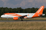 easyJet Airbus A319-111 (G-EZDY) at  Hamburg - Fuhlsbuettel (Helmut Schmidt), Germany