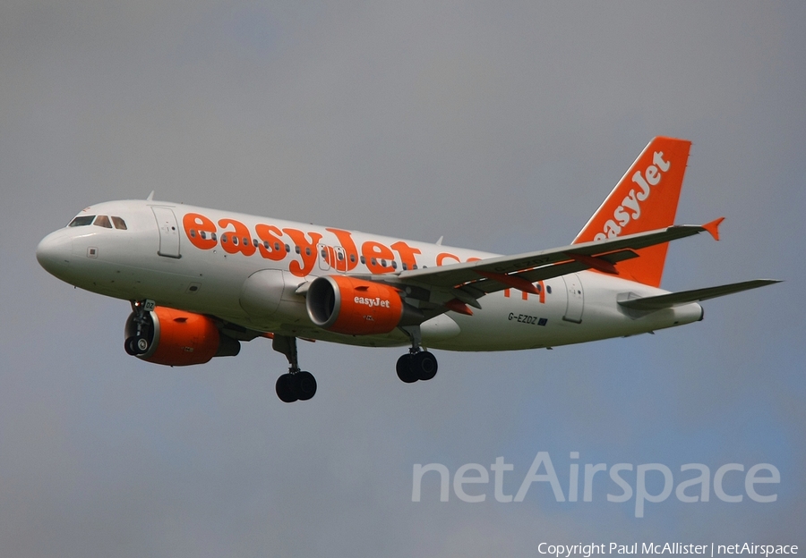 easyJet Airbus A319-111 (G-EZDZ) | Photo 3690