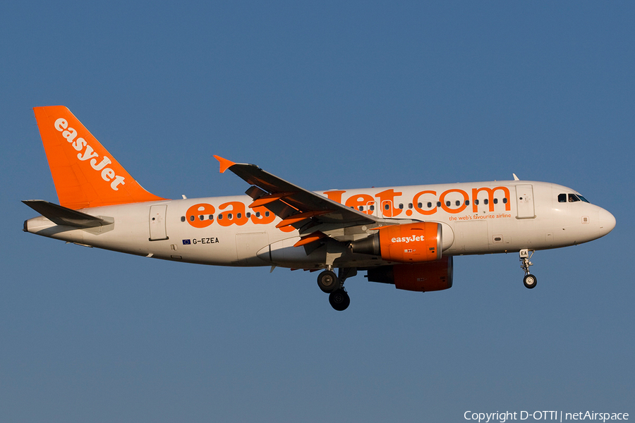 easyJet Airbus A319-111 (G-EZEA) | Photo 272115