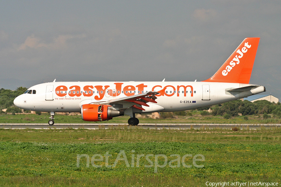 easyJet Airbus A319-111 (G-EZEA) | Photo 161091