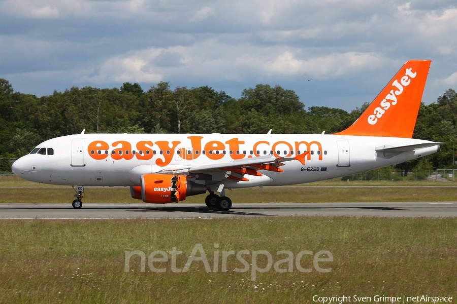 easyJet Airbus A319-111 (G-EZED) | Photo 19376