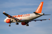 easyJet Airbus A319-111 (G-EZED) at  Toulouse - Blagnac, France