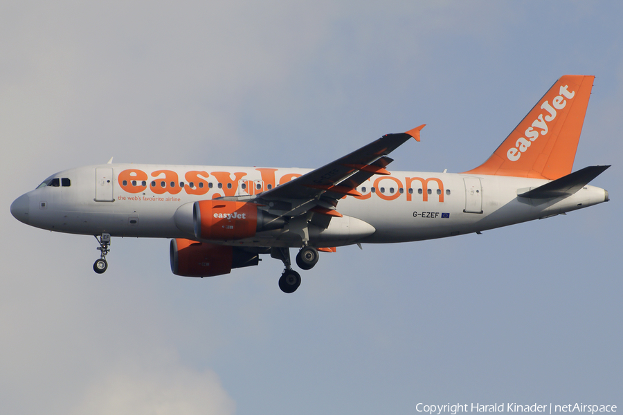 easyJet Airbus A319-111 (G-EZEF) | Photo 311215