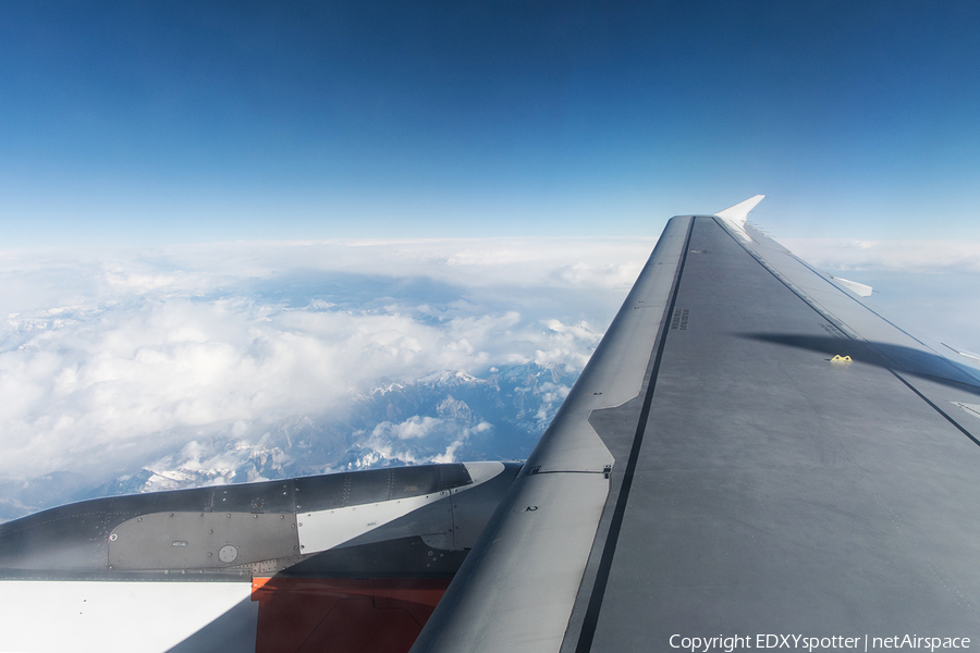 easyJet Airbus A319-111 (G-EZEH) | Photo 343210