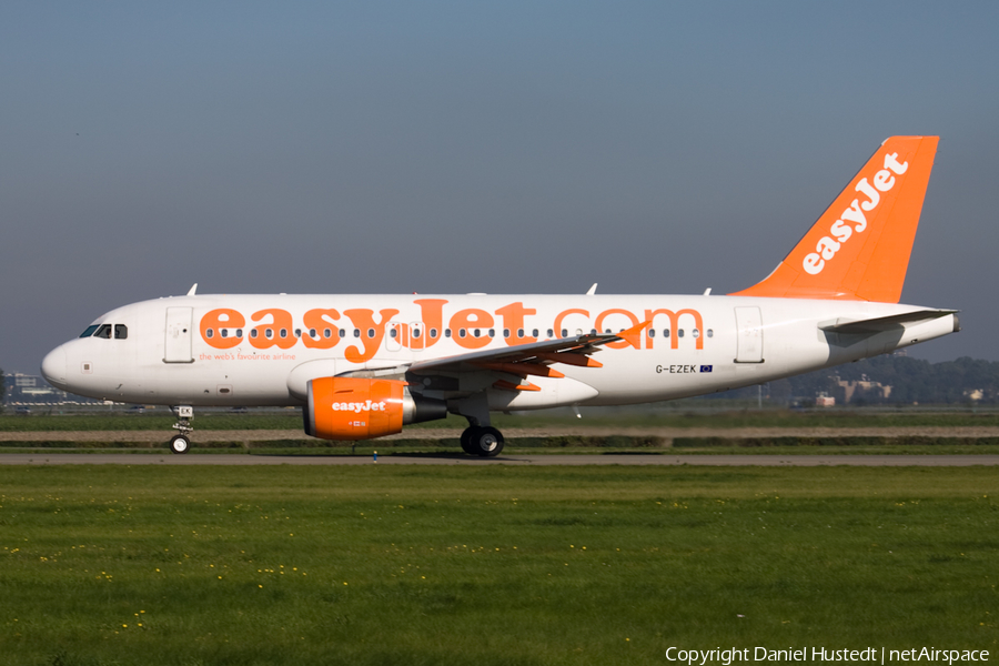 easyJet Airbus A319-111 (G-EZEK) | Photo 548287